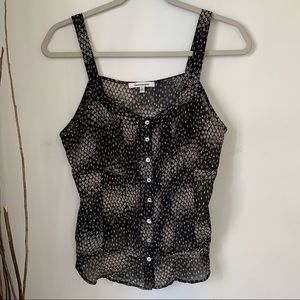 Quintessential Tank Button Down Women’s Large